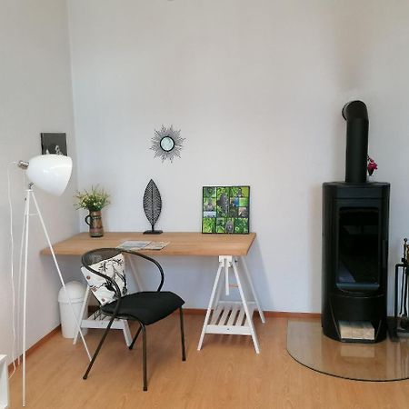 Nr 3 Grosszuegiges Kamin-Zimmer Mit King-Size Bett Im Zentrum Annaberg-Buchholz Exterior foto