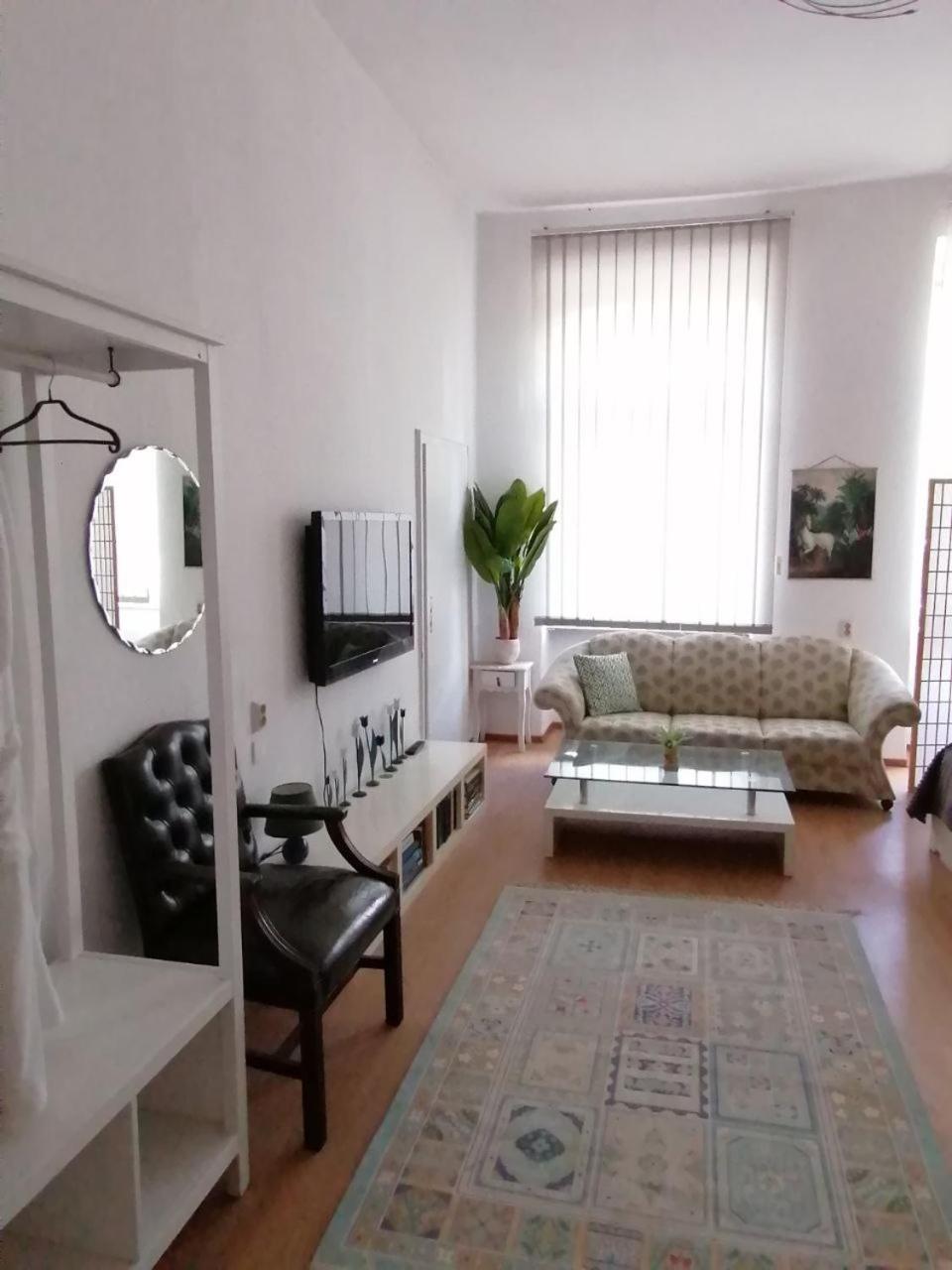 Nr 3 Grosszuegiges Kamin-Zimmer Mit King-Size Bett Im Zentrum Annaberg-Buchholz Exterior foto